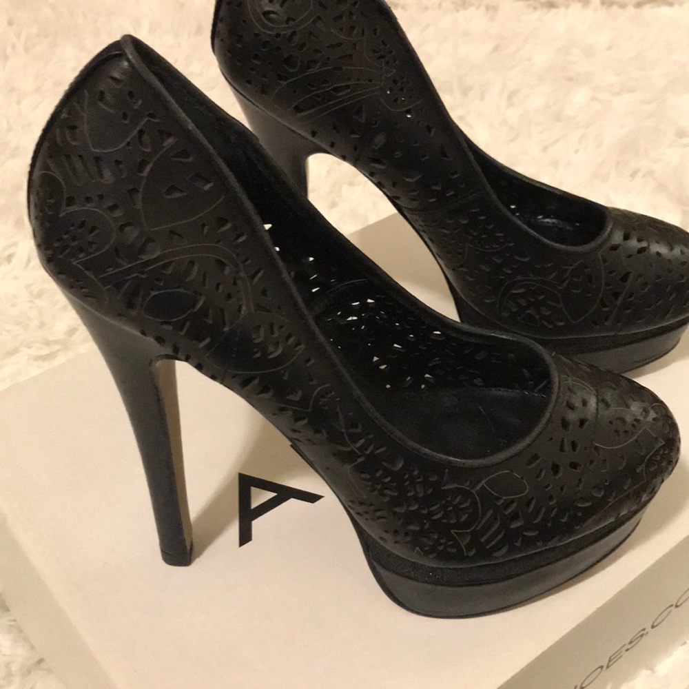 Aldo GrandIsland Heels-Black with Cut Out Design
